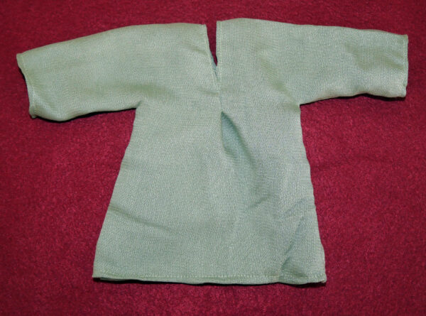 Kleid mit Halsschlitz grün