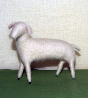 Schaf gefilzt, beweglich, groß