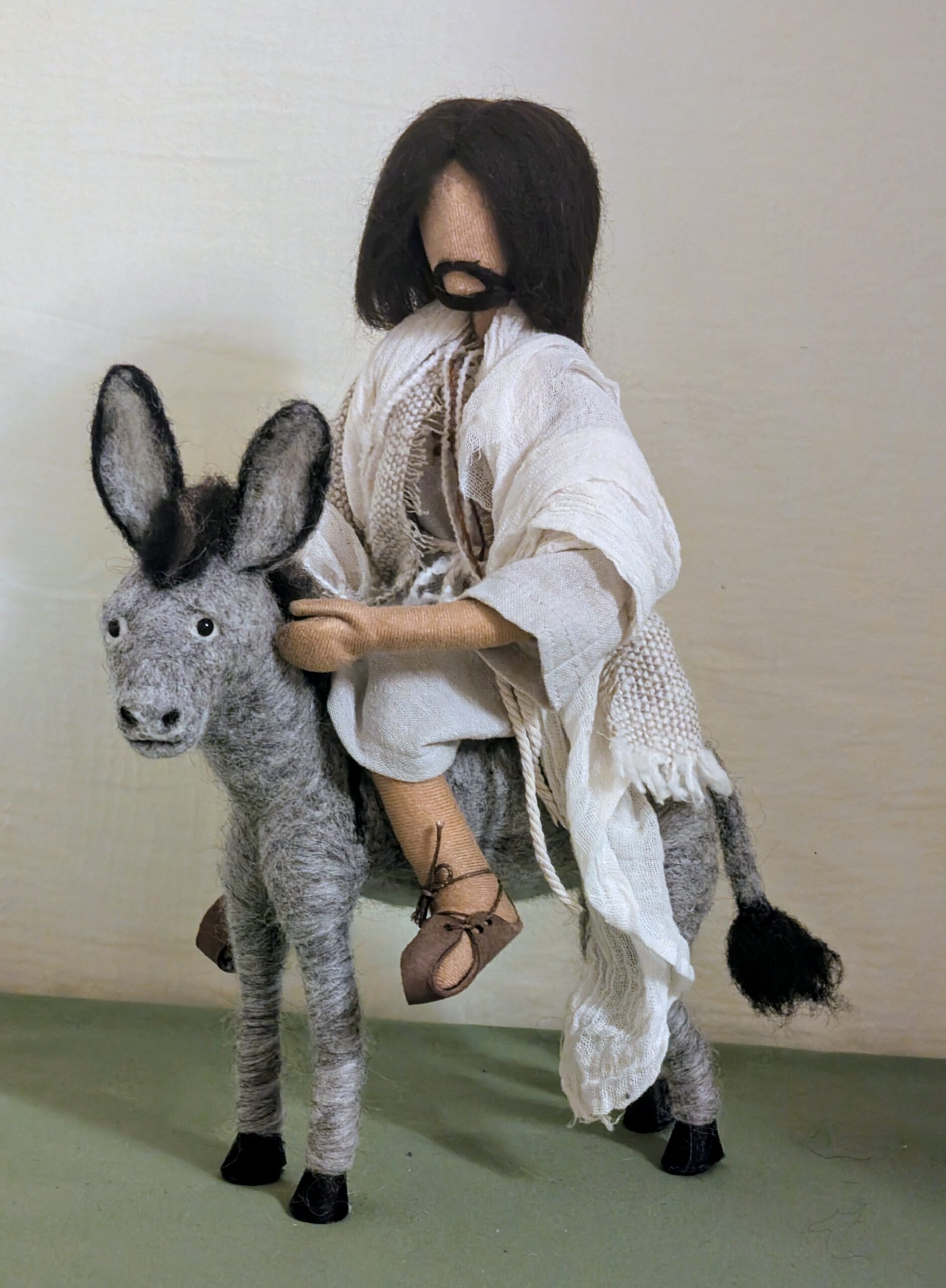 Esel gefilzt, beweglich – Bild 4