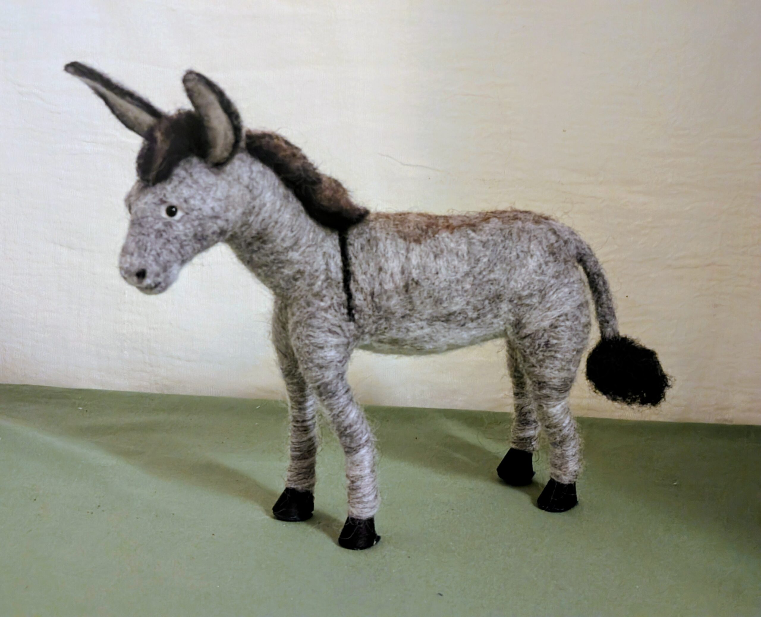 Esel gefilzt, beweglich – Bild 5